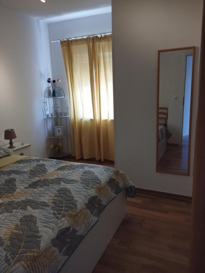 Apartmani Lucica เยเซรา ภายนอก รูปภาพ