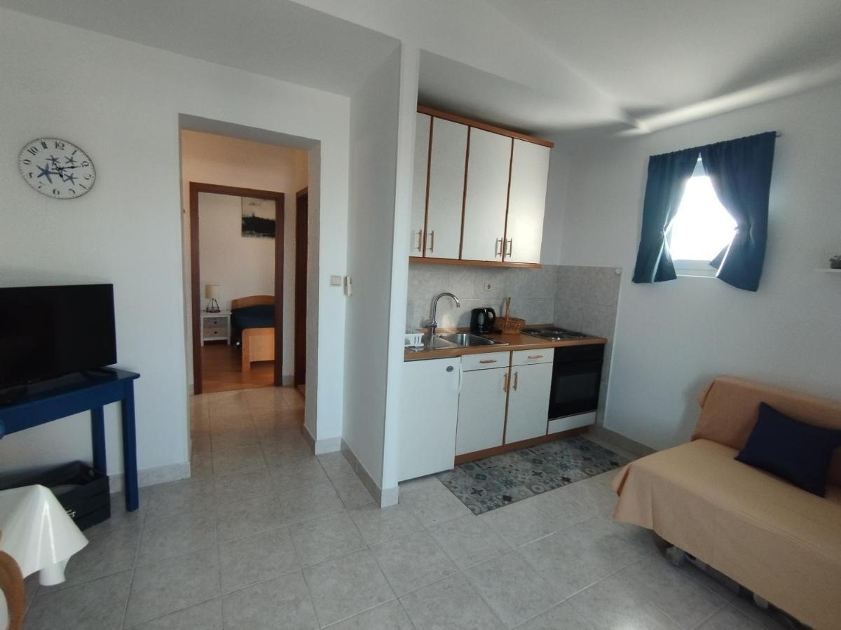 Apartmani Lucica เยเซรา ภายนอก รูปภาพ